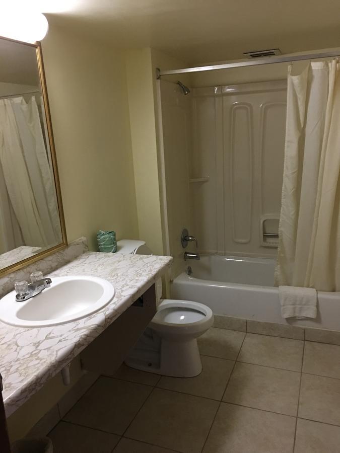 Holiday Motel Waynesburg Ngoại thất bức ảnh